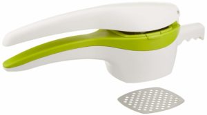 Read more about the article RSVP Potato Ricer and Baby Food Strainer, White and Green with Interchangeable Disks (SPUD)